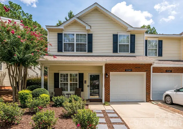 1st image of 15583 Stronvar House Ln, Charlotte, NC 28277 | MLS# 4415520