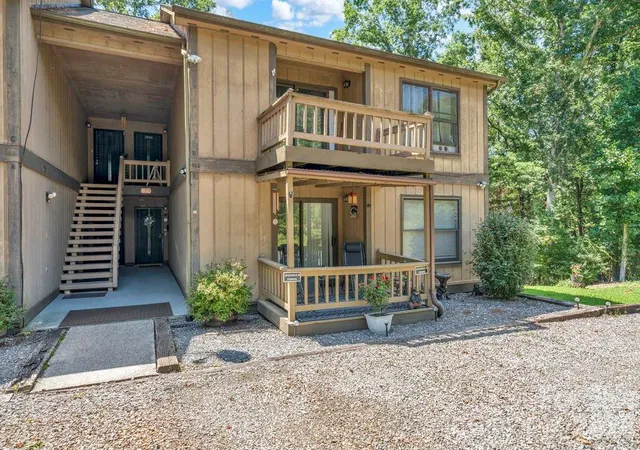 Photo 1 of Condo for sale at 655 Overlook Dr, Spruce Pine, NC 28777 | MLS# 4415522 | Listing updated on 2026-08-25