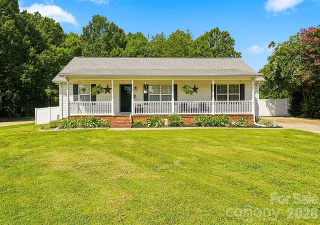 1st image of 132 Kendra Dr, Mooresville, NC 28117 | MLS# 4415525
