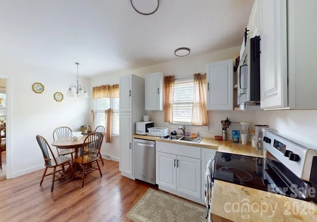 Photo 3 of Sale Pending at 2605 Kimberly Dr, Monroe, NC 28110 | MLS# 4415526 | Listing updated on 2026-09-28