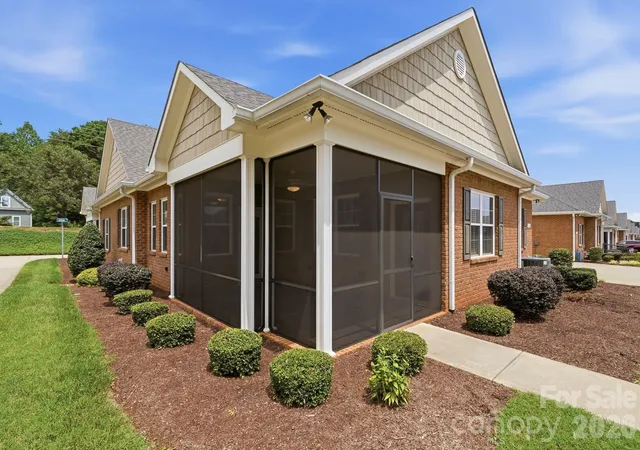 Photo 3 of Sale Pending at 8213 Rainier Dr, Denver, NC 28037 | MLS# 4415528 | Listing updated on 2026-09-08