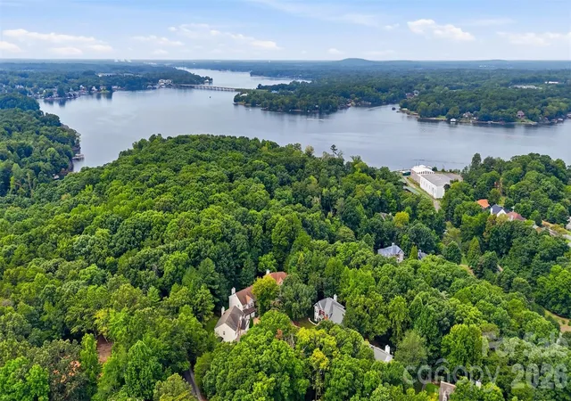 2nd image of 14339 Crown Harbor Dr, Charlotte, NC 28278 | MLS# 4415529