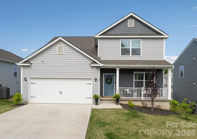 2nd image of 596 Country Oak Dr, Asheville, NC 28804 | MLS# 4415536