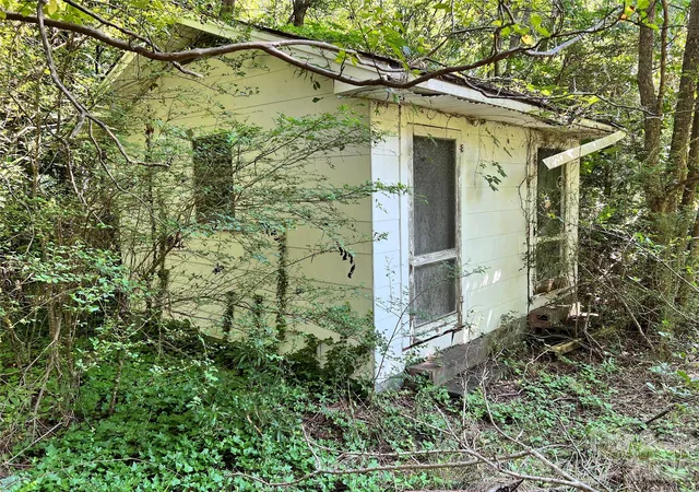 Photo 15 of Single family home for sale at 215 Factory St, Biscoe, NC 27209 | MLS# 4415538 | Listing updated on 2026-08-18
