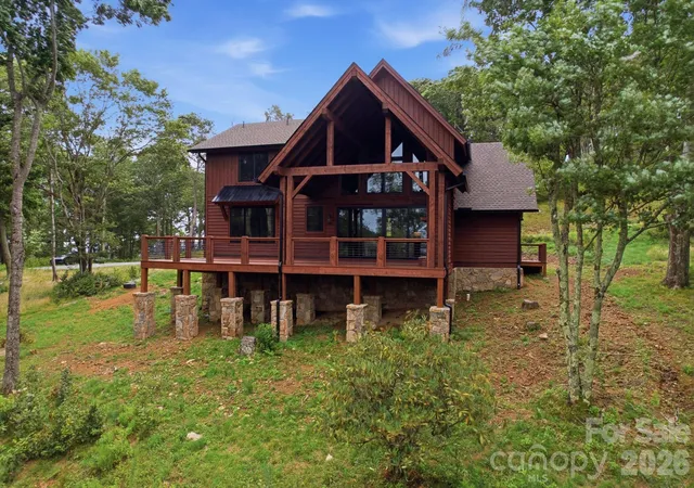 Photo 5 of Sale Pending at 761 Foxfire Dr, Banner Elk, NC 28604 | MLS# 4415541 | Listing updated on 2026-08-27