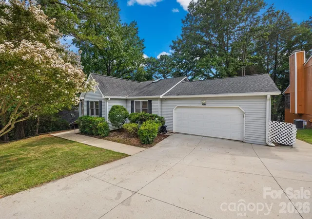 1st image of 4060 Point Clear Dr, Fort Mill, SC 29708 | MLS# 4415543