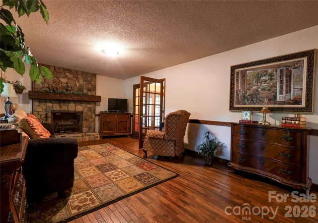image of 812 Southridge Dr, Kings Mountain, NC 28086 | MLS# 4415550