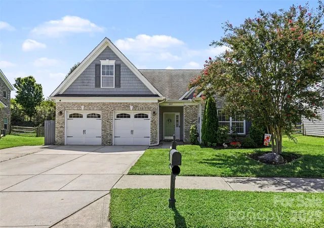 Photo 2 of Single family home for sale at 4007 Clover Hl Rd, Wesley Chapel, NC 28079 | MLS# 4415563 | Listing updated on 2026-10-02