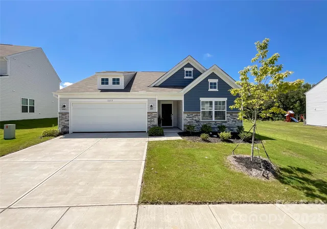 2nd image of 1177 Blackburn Cir, Edgemoor, SC 29712 | MLS# 4415574