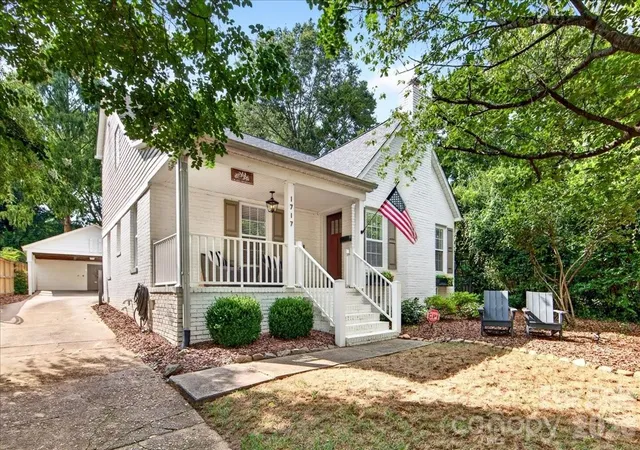 2nd image of 1717 Nassau Blvd, Charlotte, NC 28205 | MLS# 4415580
