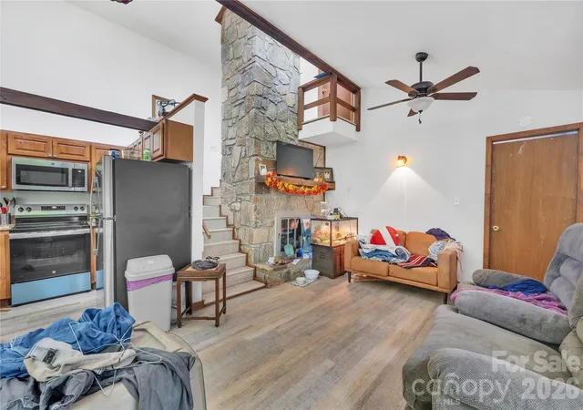 Photo 3 of Townhouse for sale at 117 Horse Shoe Ridge Rd E, Deep Gap, NC 28618 | MLS# 4415599 | Listing updated on 2026-08-31