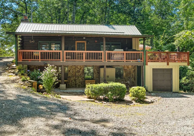 Photo 1 of Single family home for sale at 185 Rainbow Lake Dr, Brevard, NC 28712 | MLS# 4415603 | Listing updated on 2026-08-19
