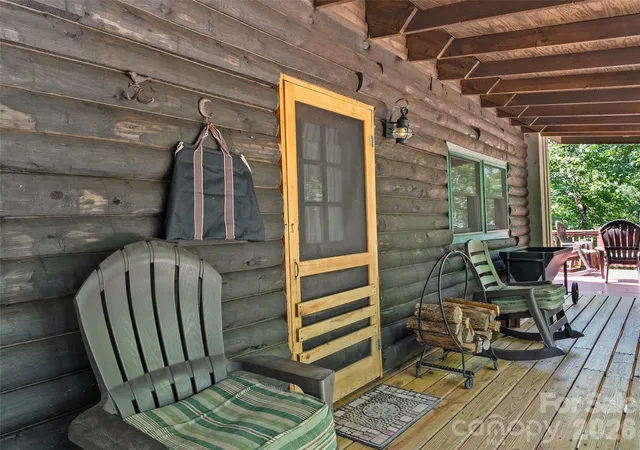 Photo 4 of Single family home for sale at 185 Rainbow Lake Dr, Brevard, NC 28712 | MLS# 4415603 | Listing updated on 2026-08-19