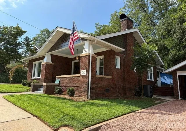 Photo 3 of Single family home for sale at 113 E Miller St, Salisbury, NC 28144 | MLS# 4415608 | Listing updated on 2026-09-05