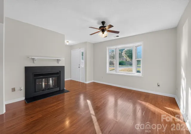 Photo 1 of Townhouse for sale at 8316 Summerglen Cir, Charlotte, NC 28227 | MLS# 4415632 | Listing updated on 2026-10-20