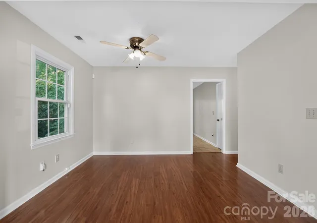 Photo 4 of Townhouse for sale at 8316 Summerglen Cir, Charlotte, NC 28227 | MLS# 4415632 | Listing updated on 2026-10-20