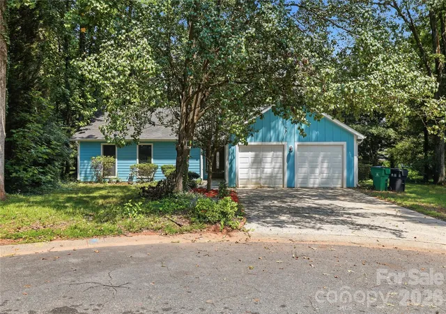 Photo 1 of Single family home for sale at 5810 Ness Ct, Charlotte, NC 28208 | MLS# 4415634 | Listing updated on 2026-09-17
