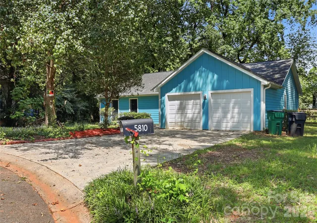 Photo 2 of Single family home for sale at 5810 Ness Ct, Charlotte, NC 28208 | MLS# 4415634 | Listing updated on 2026-08-21