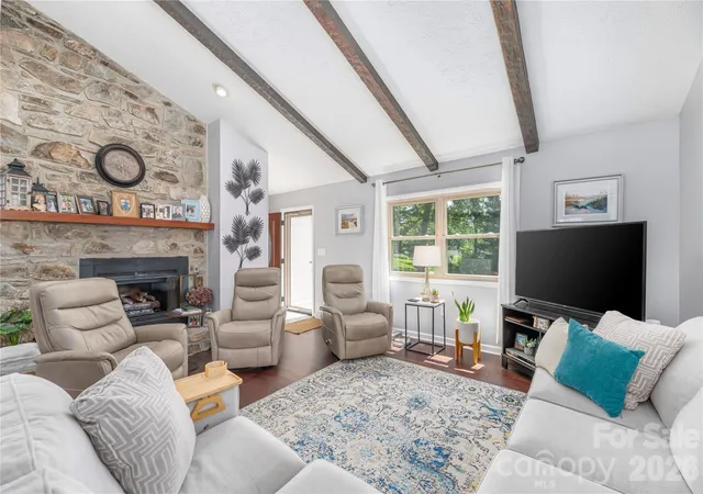 3rd image of 115 Hazelview Dr, Waynesville, NC 28786 | MLS# 4415645