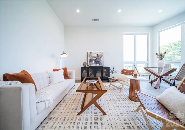 3rd image of 123 Haywood St #301, Asheville, NC 28801 | MLS# 4415652