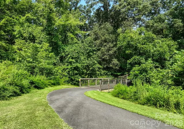 Photo 3 of Townhouse for sale at 348 Valley Brk Ln Se, Concord, NC 28025 | MLS# 4415653 | Listing updated on 2026-09-05