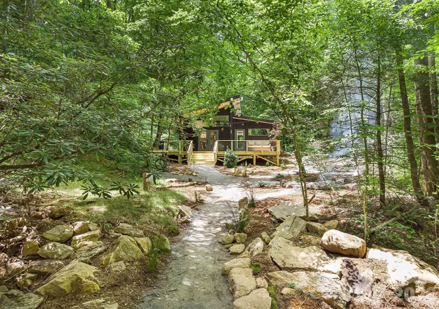 5th image of 352 Twinbrook Ln, Maggie Valley, NC 28751 | MLS# 4415662
