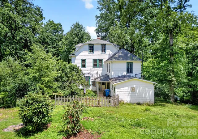 4th image of 22 Woodbend Ln, Black Mountain, NC 28711 | MLS# 4415693