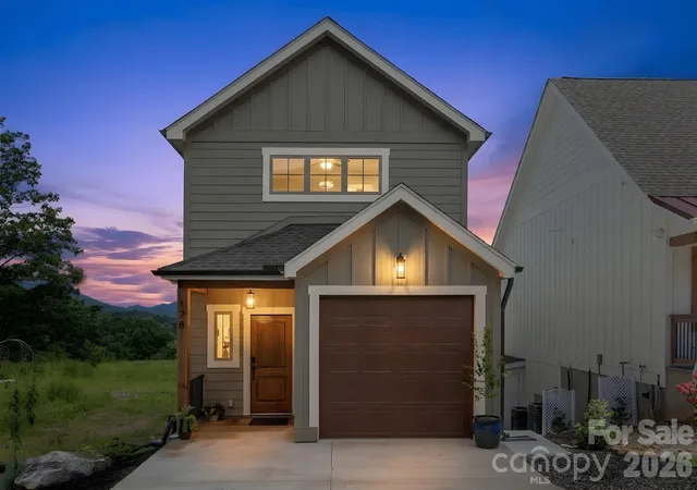 Photo 1 of Single family home for sale at 128 Chepstow Pl, Black Mountain, NC 28711 | MLS# 4415709 | Listing updated on 2026-08-29