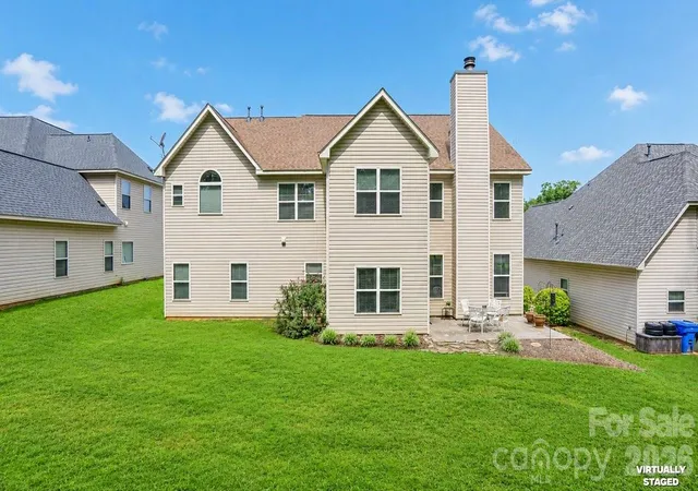 Photo 3 of Single family home for sale at 119 Cole Dr, Mooresville, NC 28115 | MLS# 4415718 | Listing updated on 2026-09-23