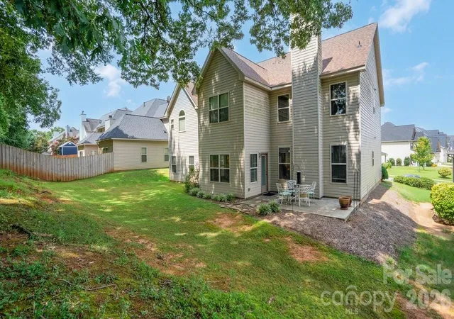 Photo 3 of Single family home for sale at 119 Cole Dr, Mooresville, NC 28115 | MLS# 4415718 | Listing updated on 2026-09-23