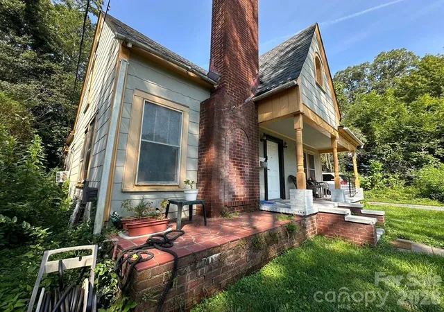 4th image of 311 Beall St Nw, Lenoir, NC 28645 | MLS# 4415735