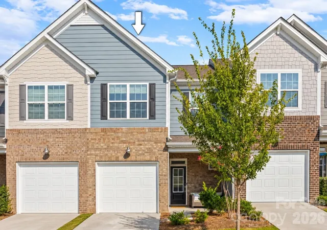 Photo 1 of Townhouse for sale at 7035 Everly Cmns Ln, Fort Mill, SC 29708 | MLS# 4415741 | Listing updated on 2026-09-17