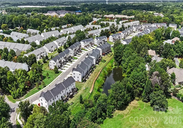 40th image of 2662 Grantham Pl Dr, Fort Mill, SC 29715 | MLS# 4415744