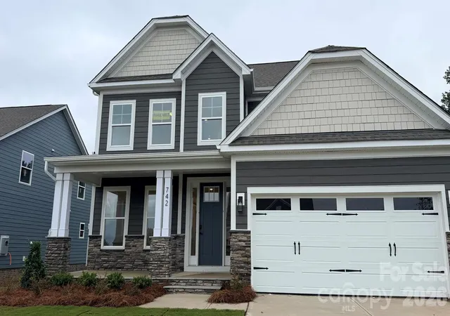 Photo 2 of Single family home for sale at 742 Clovis St, Rock Hill, SC 29730 | MLS# 4415795 | Listing updated on 2026-09-26