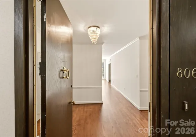 4th image of 806 Cherokee Rd, Charlotte, NC 28207 | MLS# 4415796