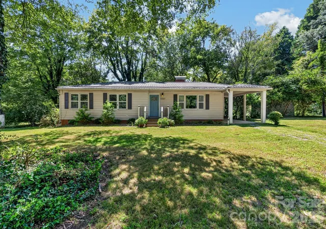 Photo 1 of Single family home for sale at 7257 Sherrills Ford Rd, Sherrills Ford, NC 28673 | MLS# 4415812 | Listing updated on 2026-10-07