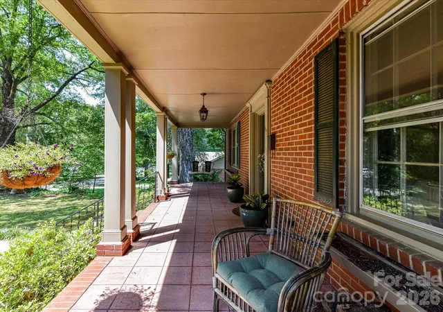 Photo 3 of Sale Pending at 119 E Leroy St, Fort Mill, SC 29715 | MLS# 4415822 | Listing updated on 2026-08-30