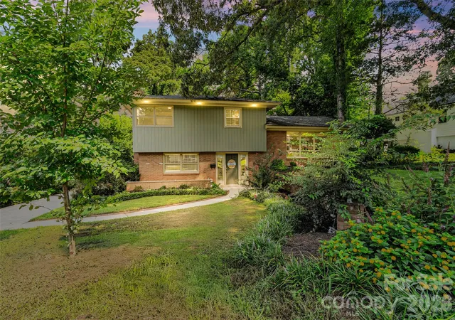1st image of 2911 Arundel Dr, Charlotte, NC 28209 | MLS# 4415828