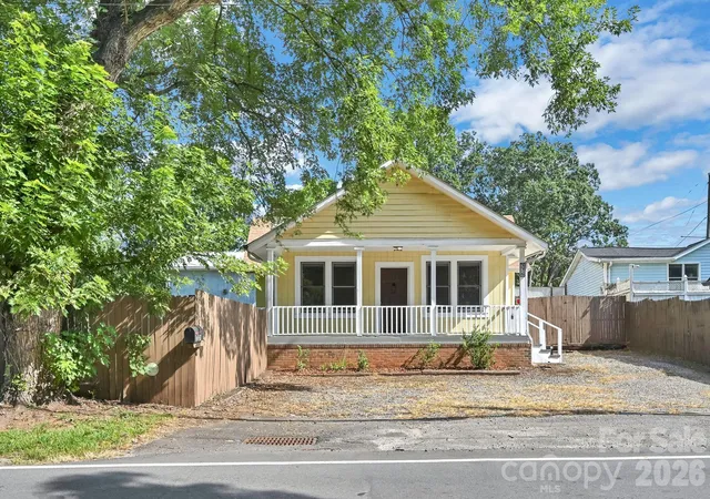 1st image of 376 Fairview Rd, Asheville, NC 28803 | MLS# 4415834