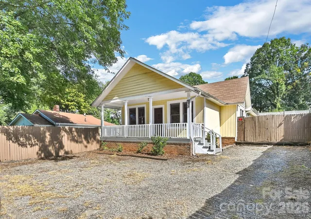 2nd image of 376 Fairview Rd, Asheville, NC 28803 | MLS# 4415834