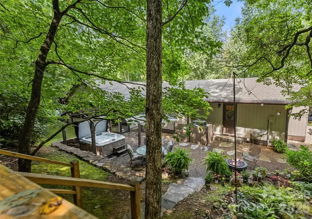 39th image of 10 Brook Forest Dr, Arden, NC 28704 | MLS# 4415849