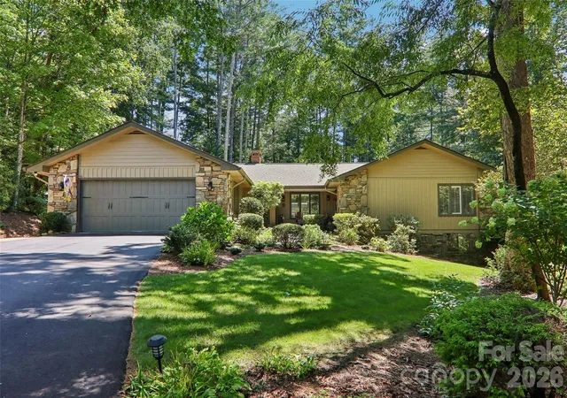 1st image of 133 Larchmont Dr, Hendersonville, NC 28791 | MLS# 4415855
