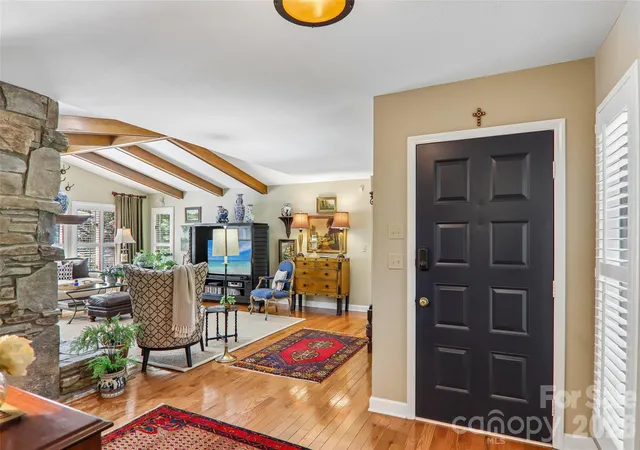 Photo 3 of Single family home for sale at 133 Larchmont Dr, Hendersonville, NC 28791 | MLS# 4415855 | Listing updated on 2026-08-25