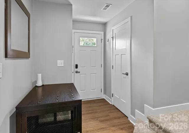 2nd image of 3037 Beeler Ln, Charlotte, NC 28208 | MLS# 4415864