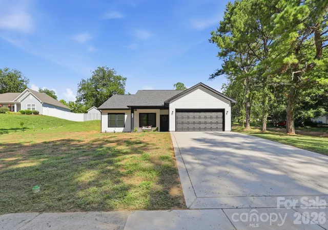 1st image of 325 N Chapel St, Landis, NC 28088 | MLS# 4415900
