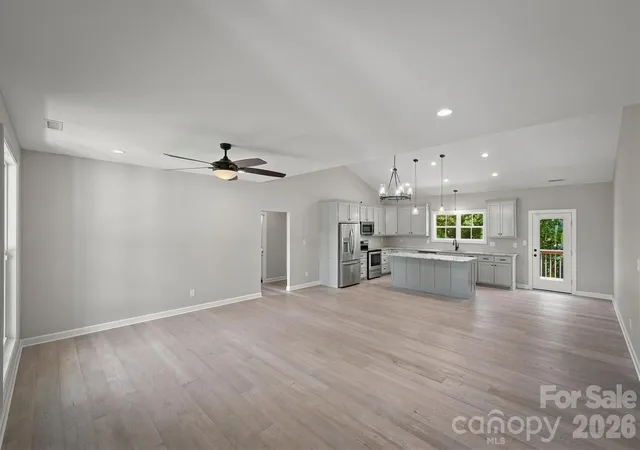 4th image of 4326 Boulder Dr, Morganton, NC 28655 | MLS# 4415903