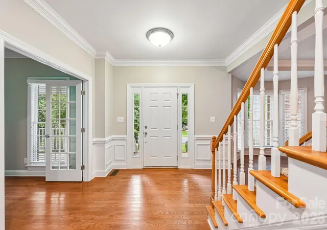 Photo 3 of Single family home for sale at 4123 Mountain Cove Dr, Charlotte, NC 28216 | MLS# 4415906 | Listing updated on 2026-10-02