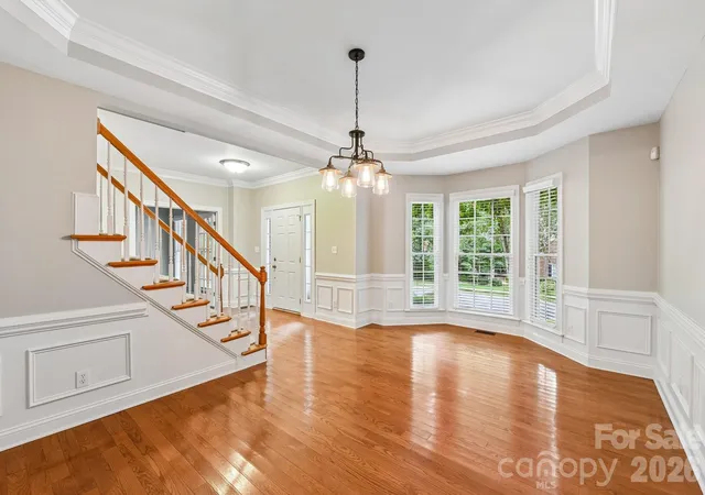 Photo 4 of Single family home for sale at 4123 Mountain Cove Dr, Charlotte, NC 28216 | MLS# 4415906 | Listing updated on 2026-10-02
