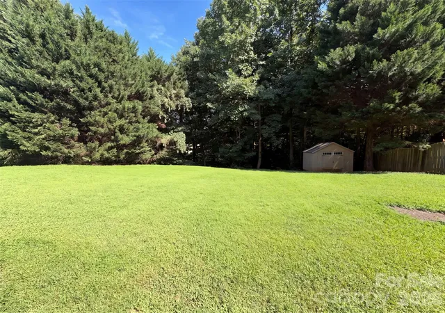 23rd image of 3106 Arklow Rd, Charlotte, NC 28269 | MLS# 4415910