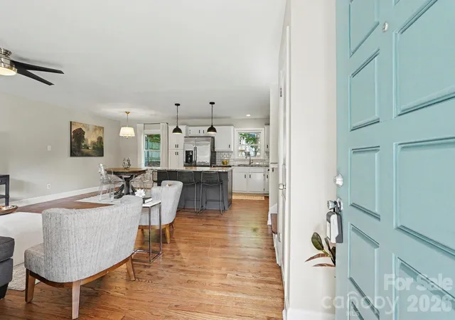 2nd image of 7316 Thorncliff Dr, Charlotte, NC 28210 | MLS# 4415912